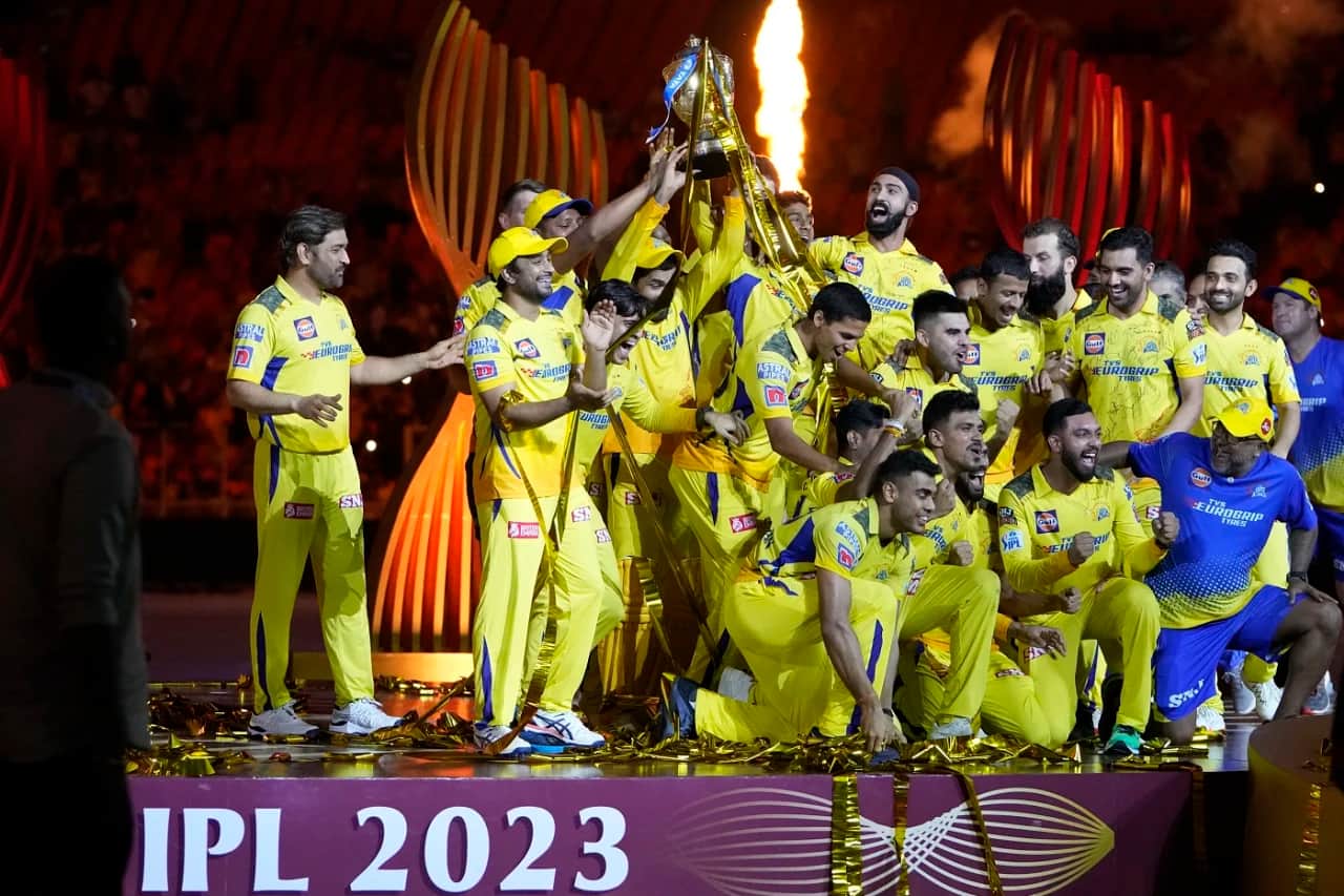 IPL Auctions 2024 | Chennai Super Kings Full Squad, Remaining Slots & Purse Available